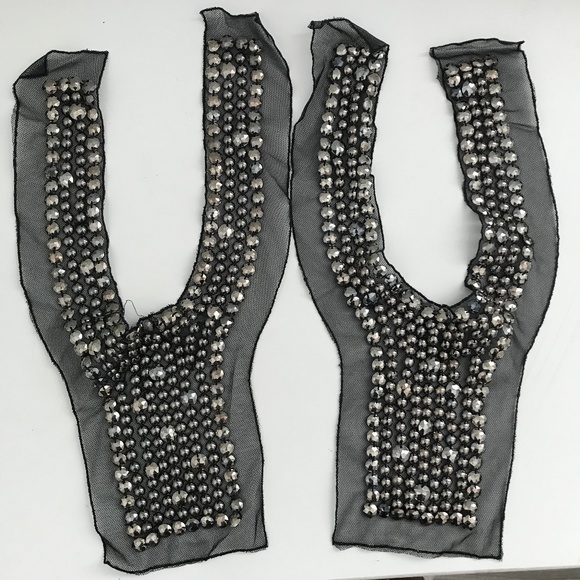 Crafters Material Beaded Gray Applique 2 Pieces - Picture 1 of 7